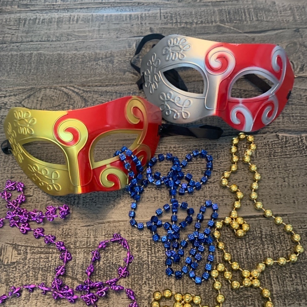 Venitian Masquerade Mardi Gras Masks, Hard Plastic Gold, Red, Silver colors, EUC